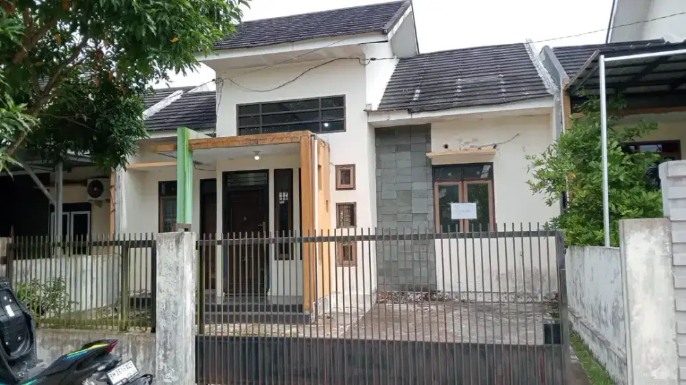 Rumah dijual di didaerah Air Hitam, Binawidya, Tampan