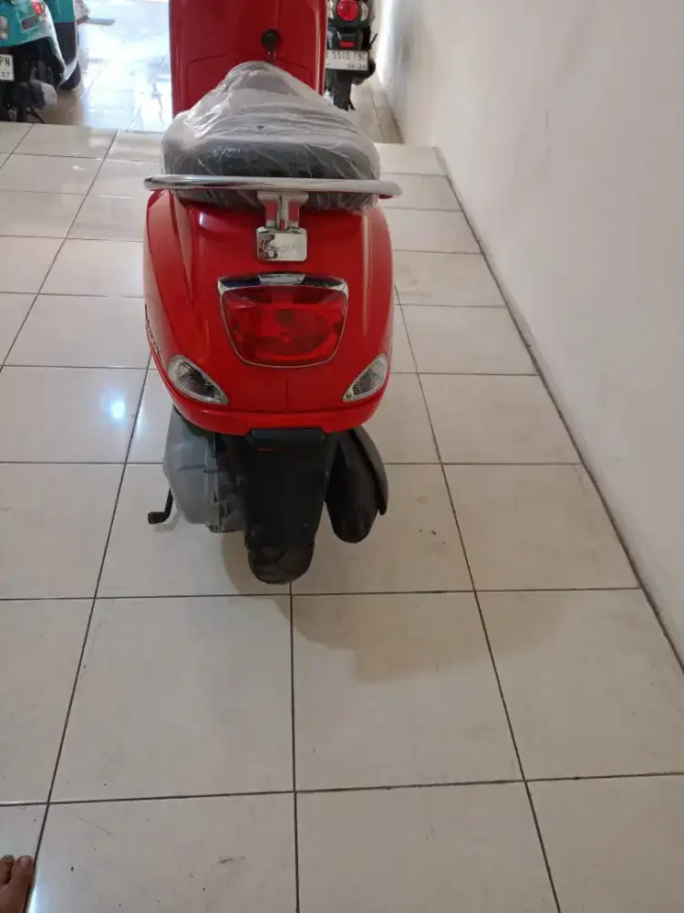 JUAL VESPA LX 2023 KM 11 RB