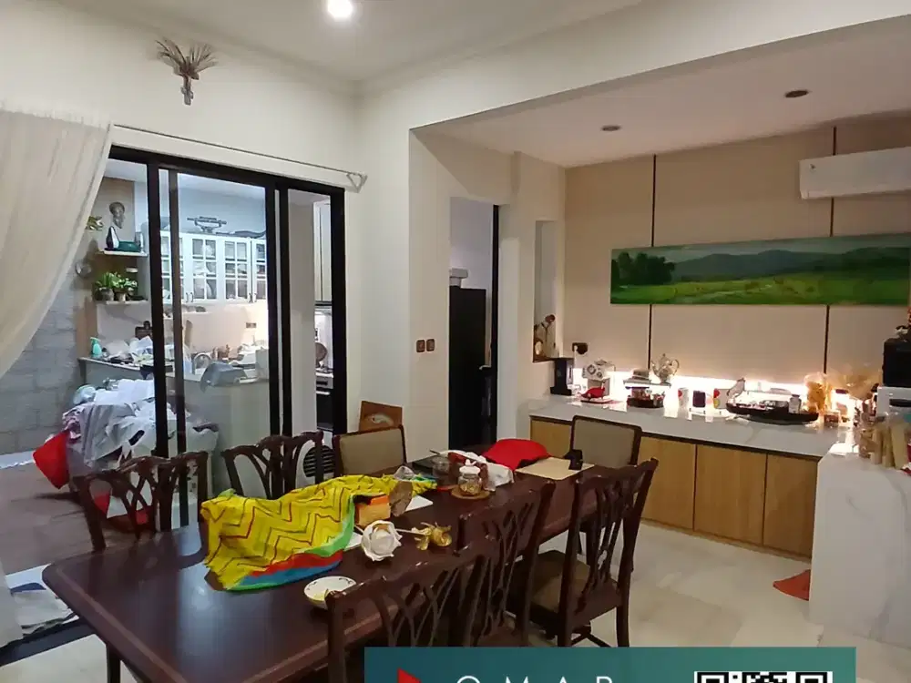 Depan taman Emerald Bintaro Jaya cluster asri