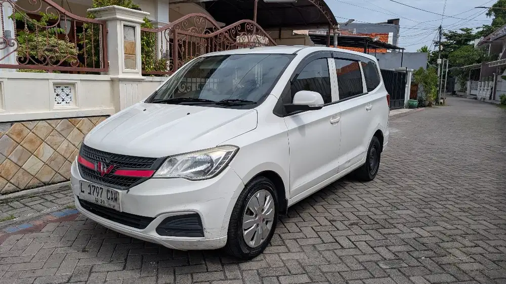 WULING CONFERO 2018