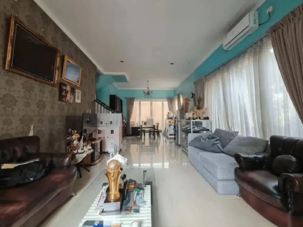 DIbawah harga pasar kebayoran bintaro luas 204 4,7 M Nego