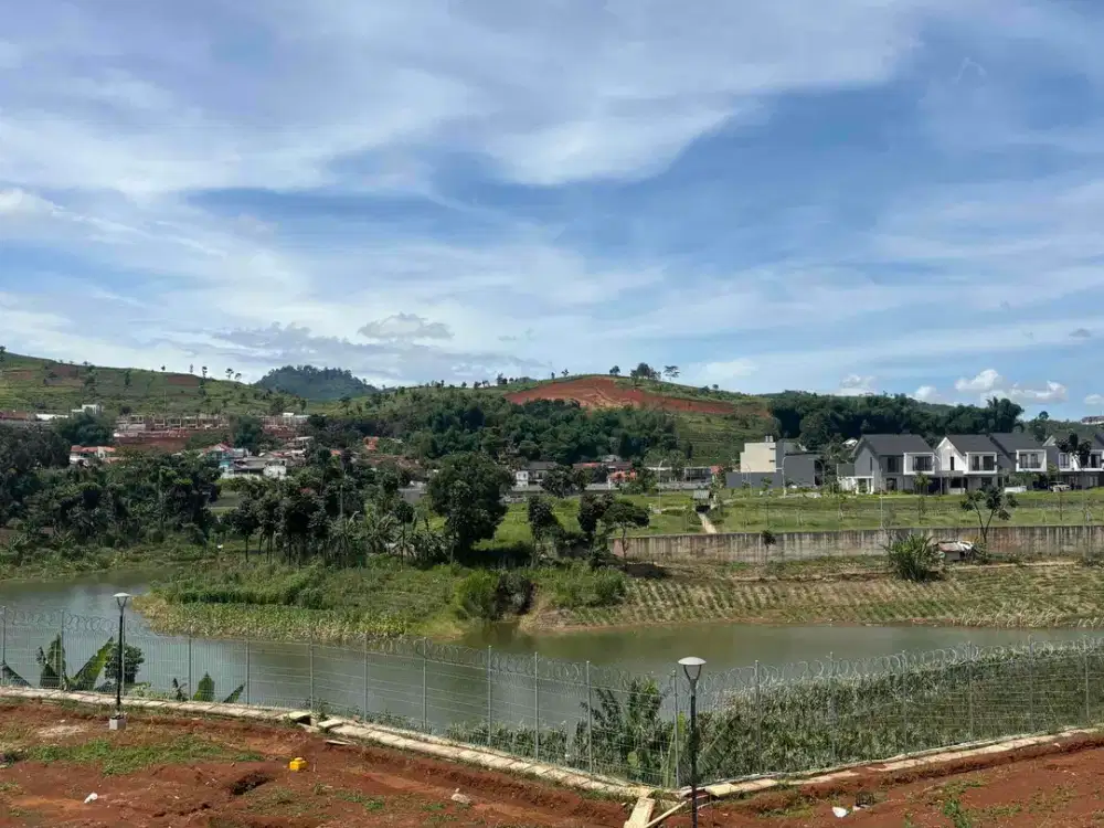 Kavling Nilapadmi view danau dan bukit