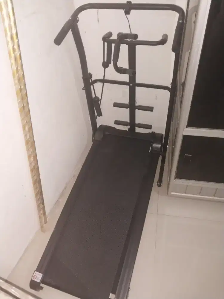 Alat jogging manual treadmill