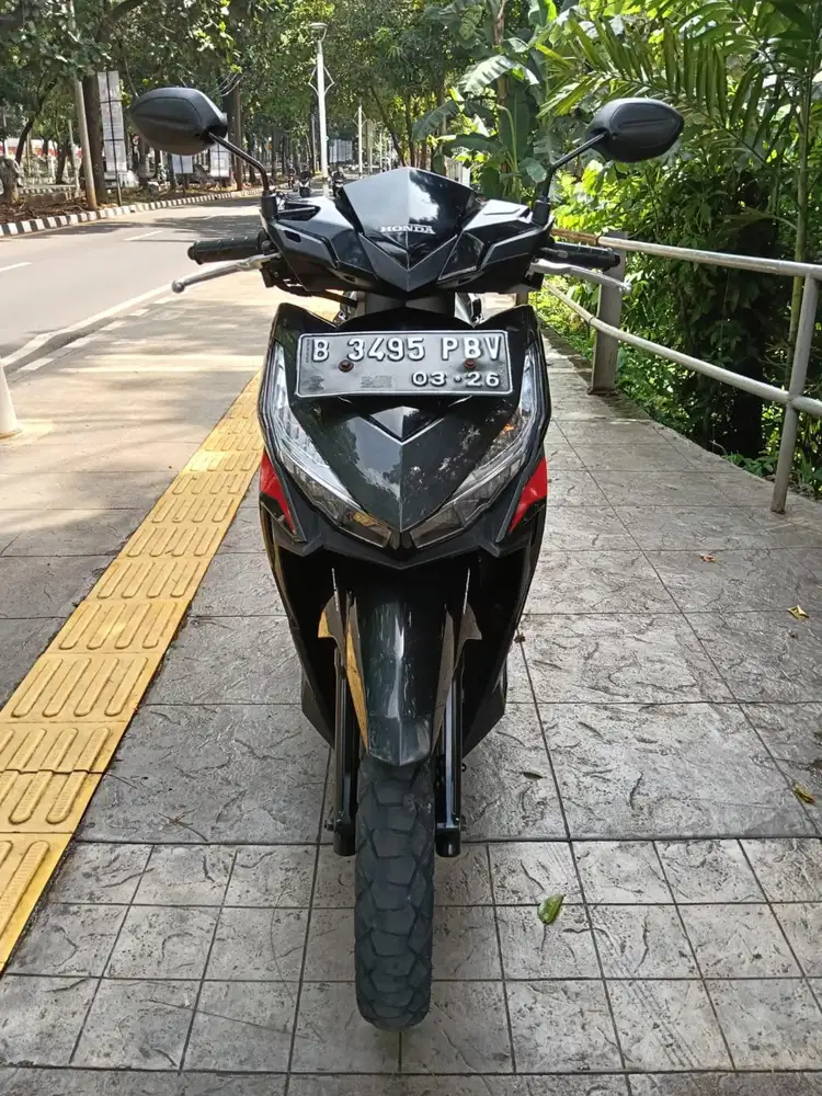 DIJUAL CASH HONDA VARIO 125 CBS FI THN 2016 PAJAK IDUP