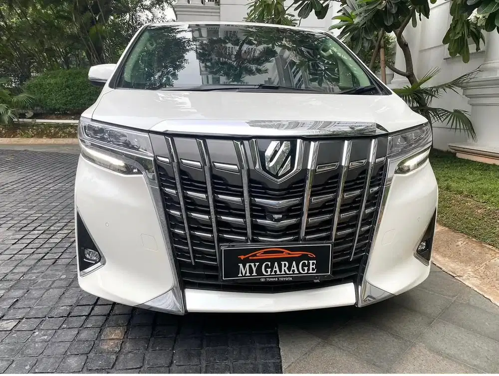 ALPHARD G 2023 Bensin Putih Muitara km 30K Full Original