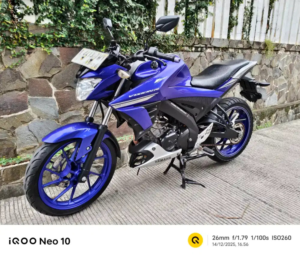 LOW KM ! YAMAHA VIXION 155 R 2018 LED VVA ORISINIL GRES GOOD CONDITION