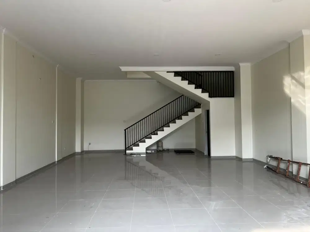 Dijual Ruko 2,5 Lantai Lebar 7 Cocok Untuk Office Pondok Kopi, Jaktim