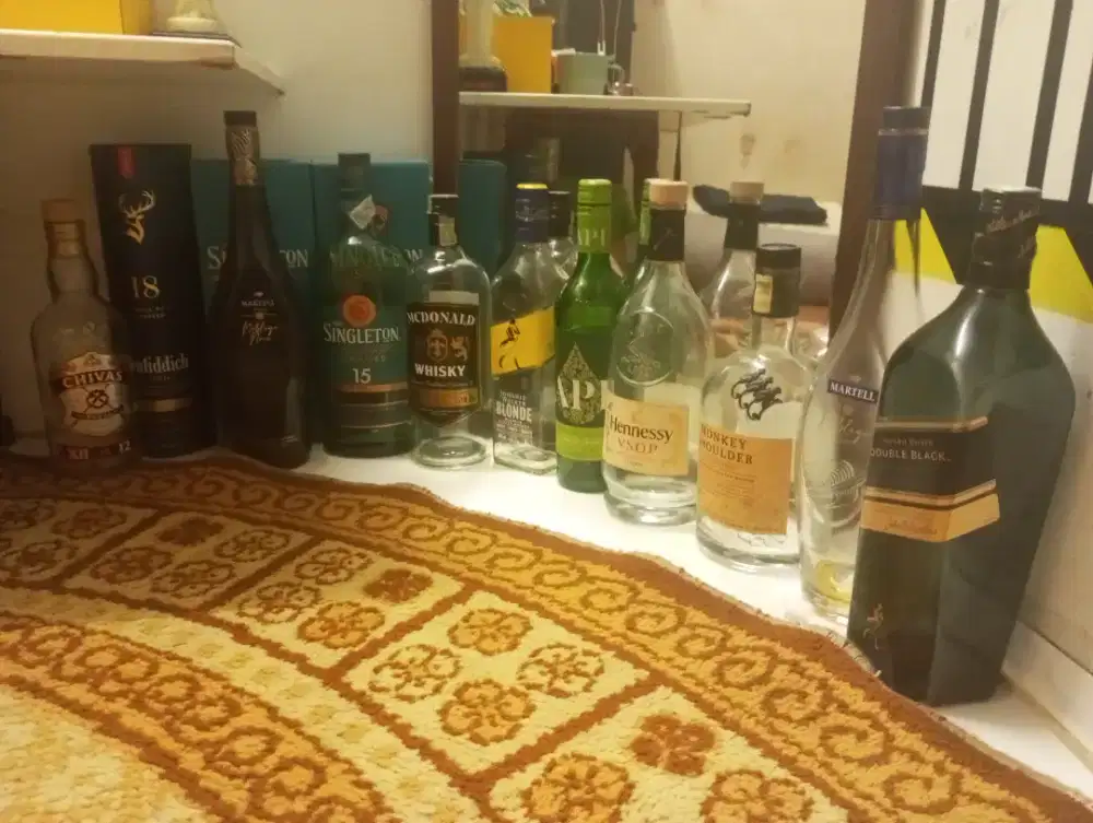 Botol koleksi, botol minuman kosong