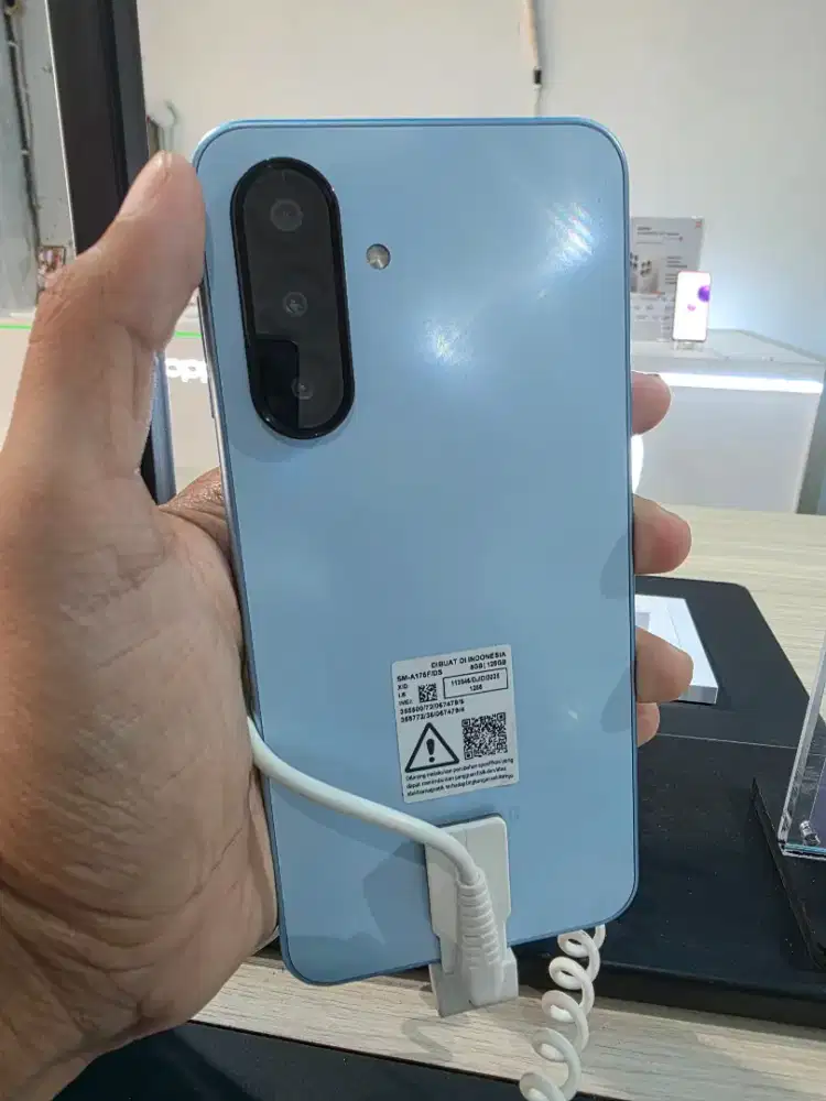 SAMSUNG A17 4G RAM 8/256