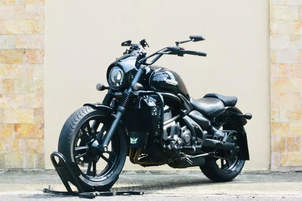 Kawasaki vulcan 650 ABS like new er6n versys650 Rebel500