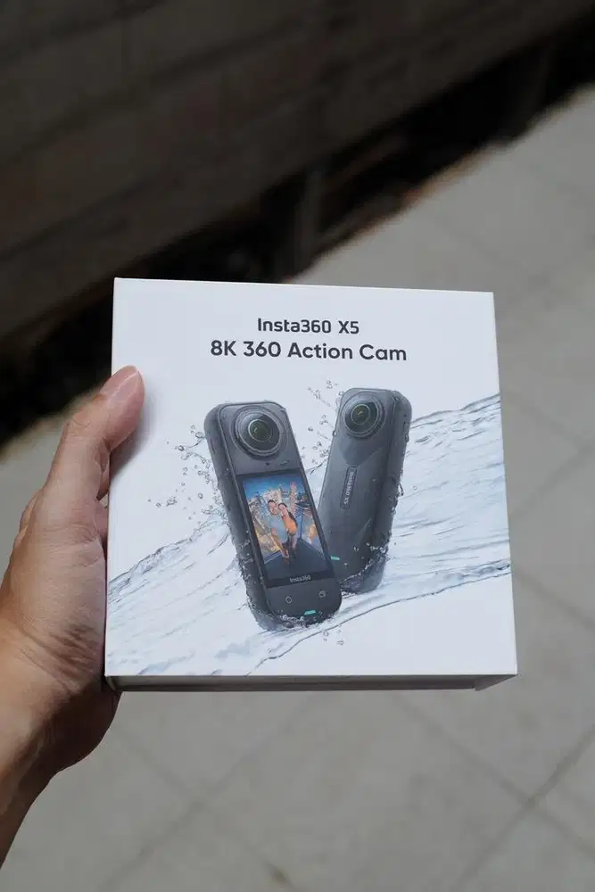Insta360 X5 - Garansi resmi - banyak bonus