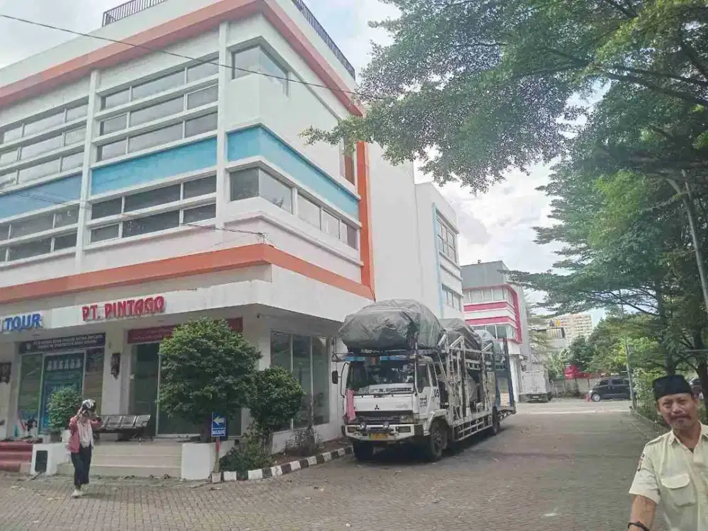 Ruko 3 Lantai Disewakan di Pulogebang Jakarta Timur Dekat Tol