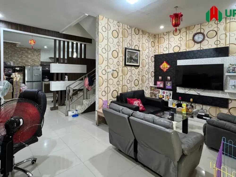 DIJUAL RUMAH DI KOMPLEK MUTIARA PALACE MEDAN