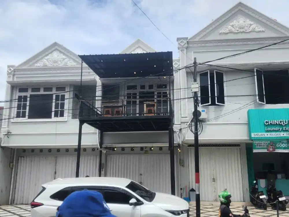 Disewakan Ruko Mewah 2 Lantai Pondok Kopi ,  Duren Sawit Jakarta Timur