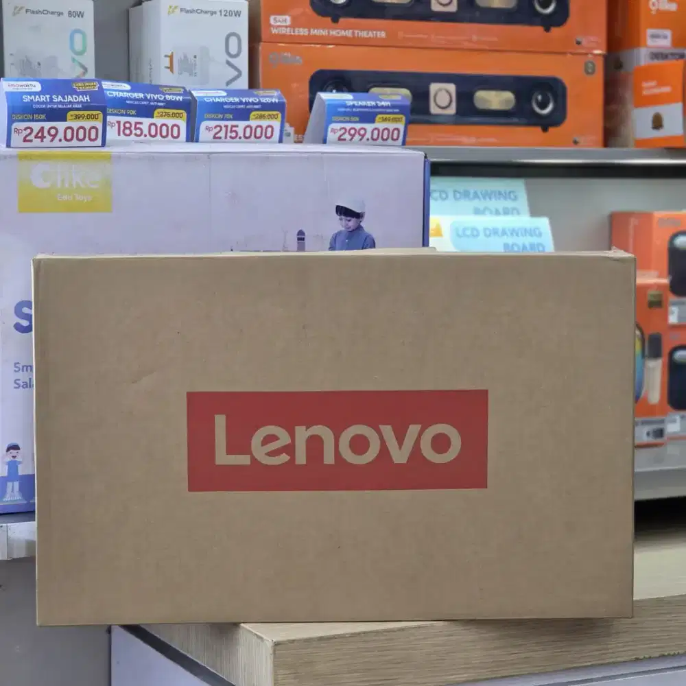 LAPTOP LENOVO LOQ 15IRX9  i5-13650HX RAM 12GB INTERNAL 512GB