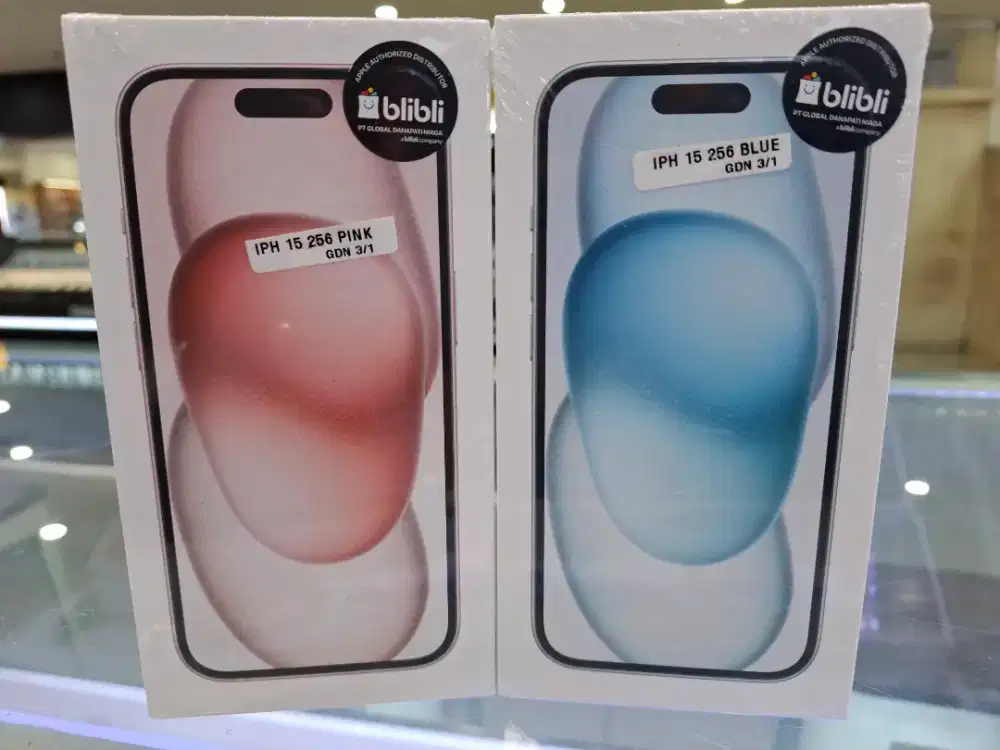 Kredit Iphone 15 256Gb Resmi Free Holder