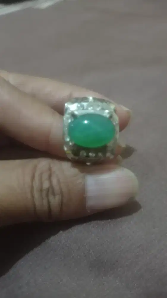 Batu akik hijau antik