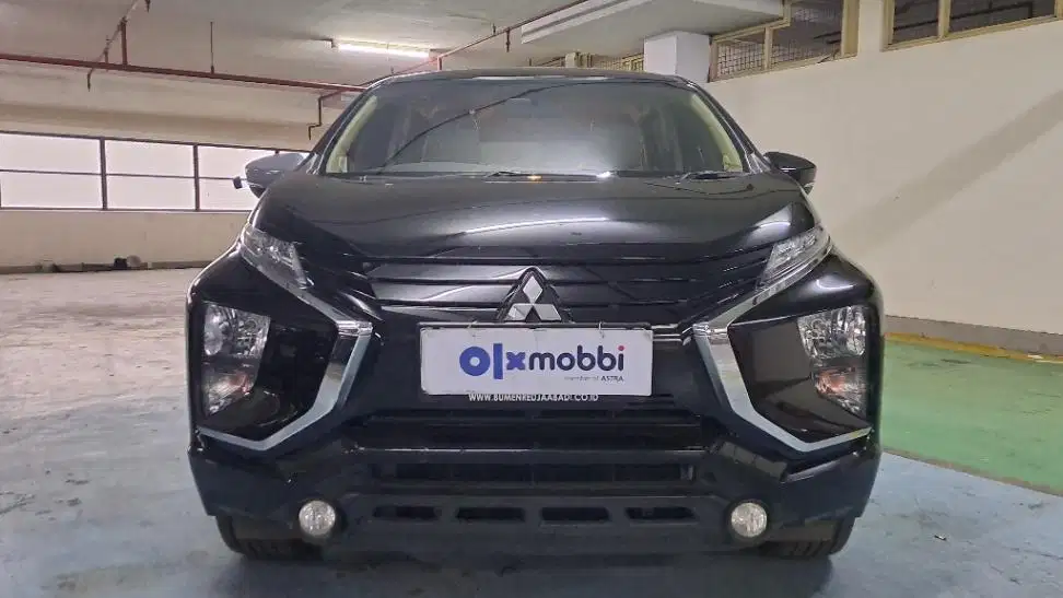 LOW DP Mitsubishi Xpander 1.5 Exceed Bensin-MT 2019 ZKQ