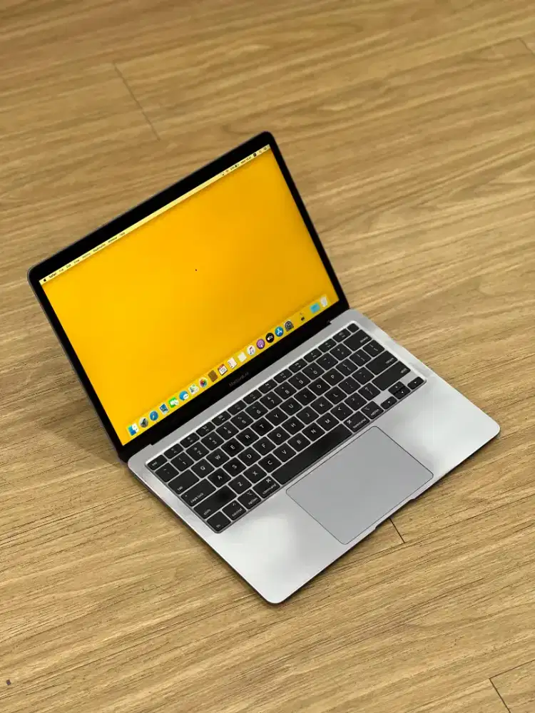 MacBook Air Retina 2020 13inch 8/256