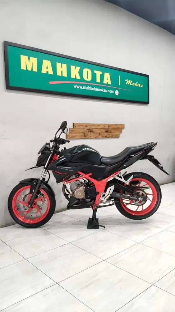CB 150R 2021 Rangka merah favorit promo dp 500rb saja