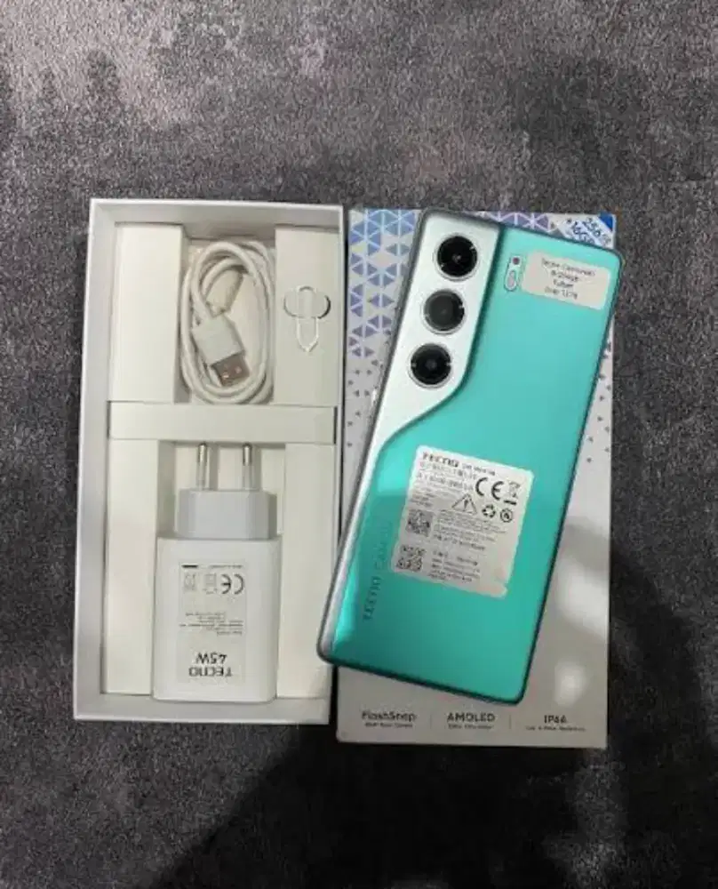 Tecno Camon 40 Ram 8/128 Fullset