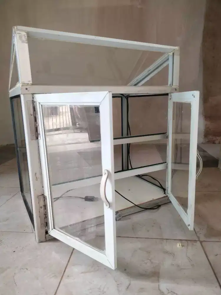 Dijual Etalase ayam geprek