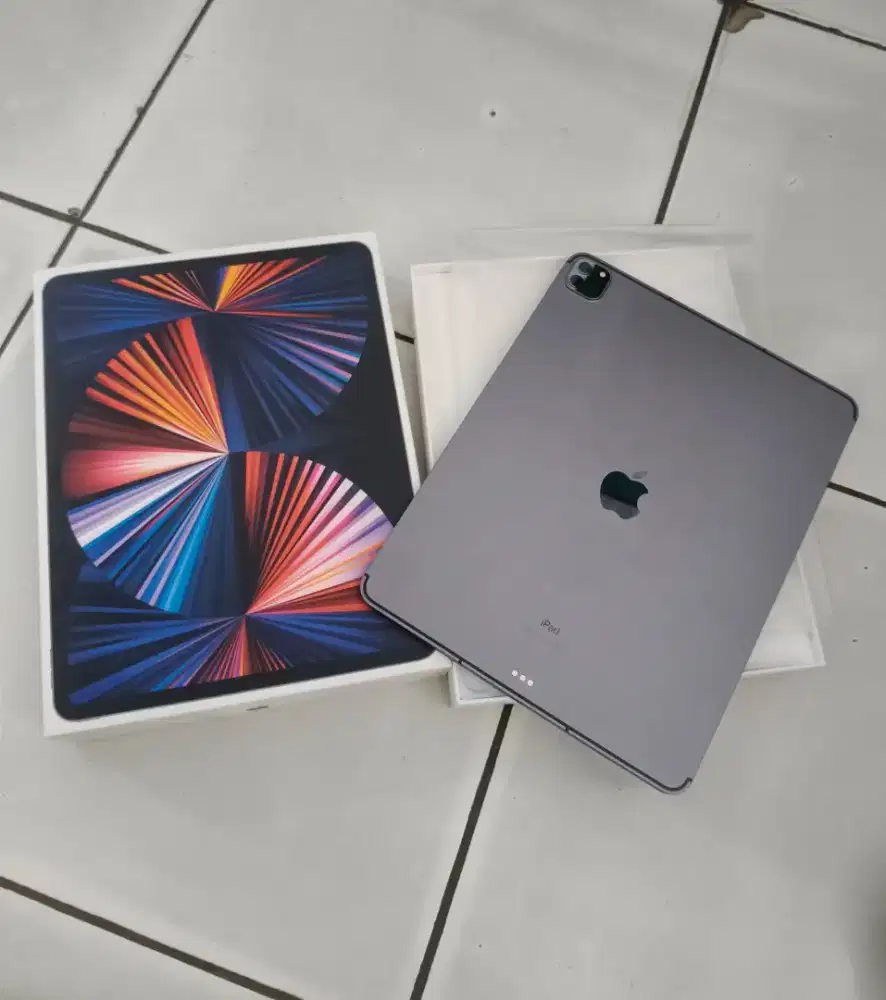iPad Pro M1 Gen 5 12.9inch 512GB