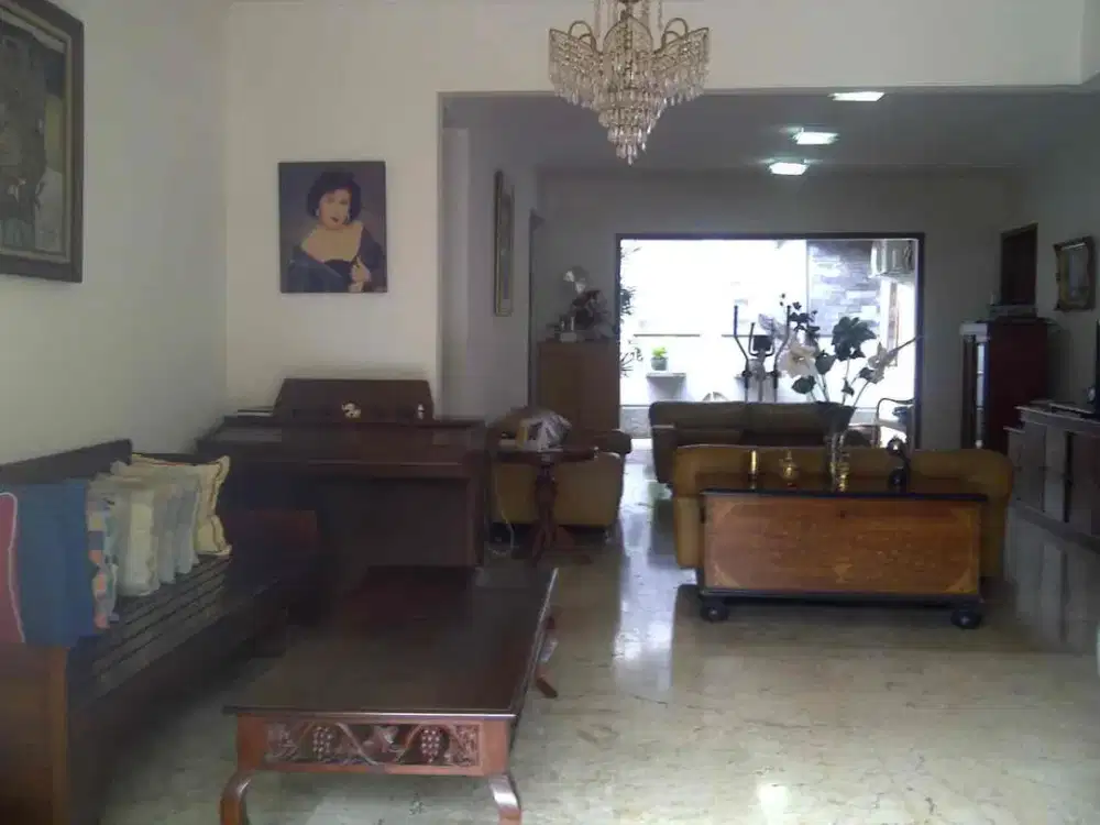 Jual rumah di  Perum Buncit Indah Pejaten Barat Jakarta Selatan