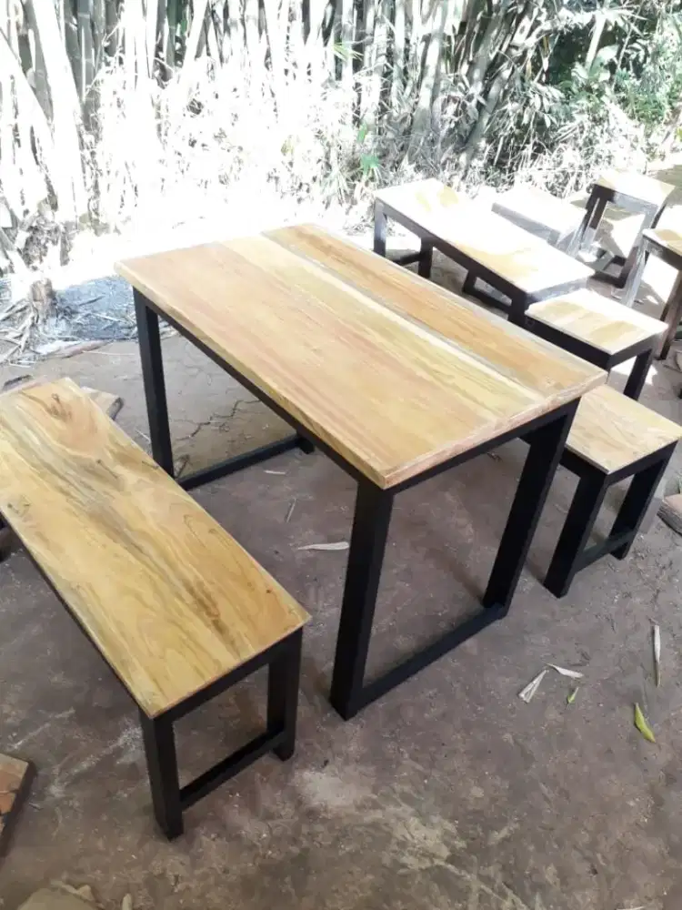 Meja kursi warung makan dll