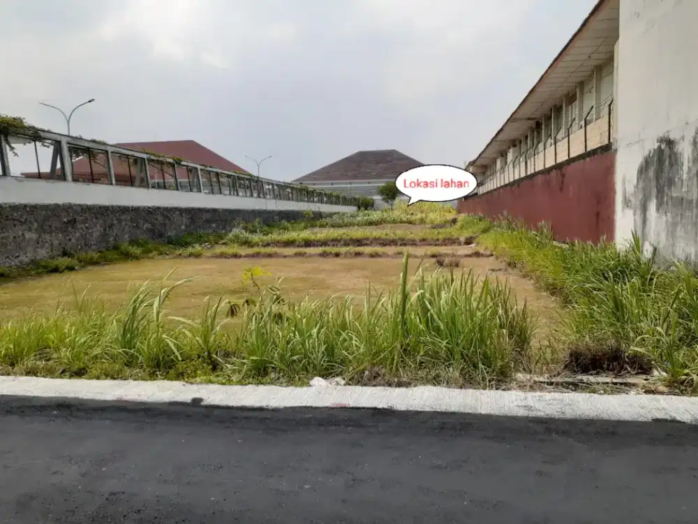 Strategis Pekarangan area perkantoran disamping Taman Budaya & SMKN