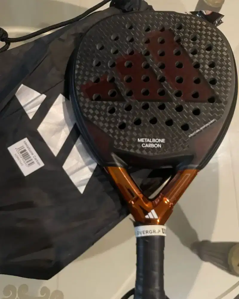 Raket padel Adidas metalbon carbon 3.3