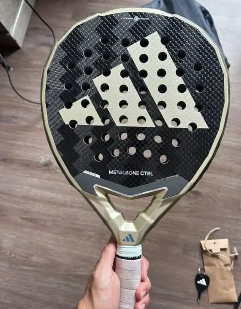 Raket padel Adidas metalbon control 3.4