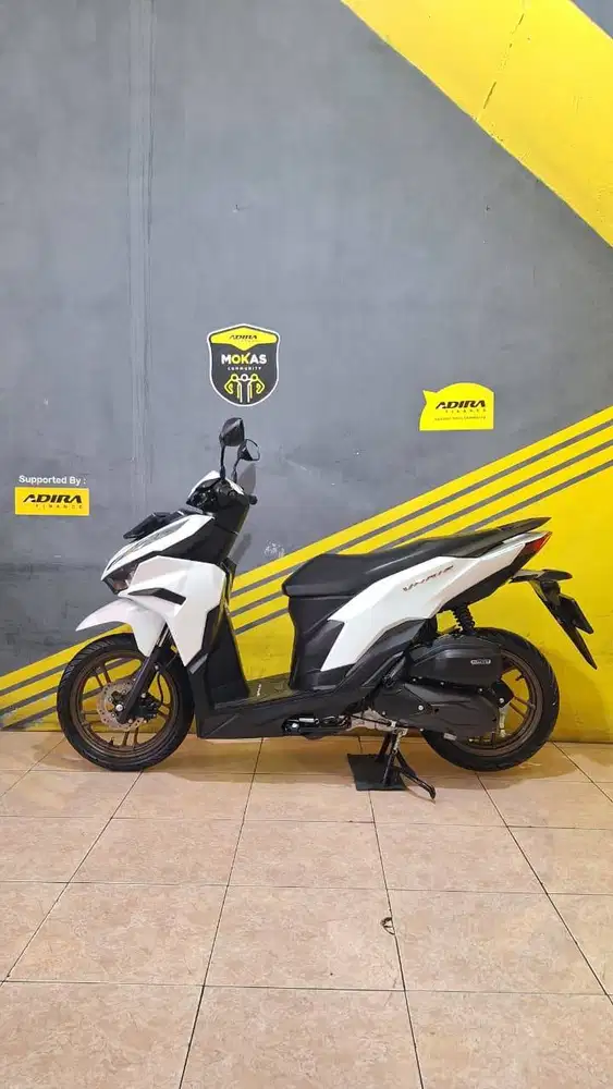 Vario 125 Cbs Iss 2025 kilometer rendah surat lengkap hidup