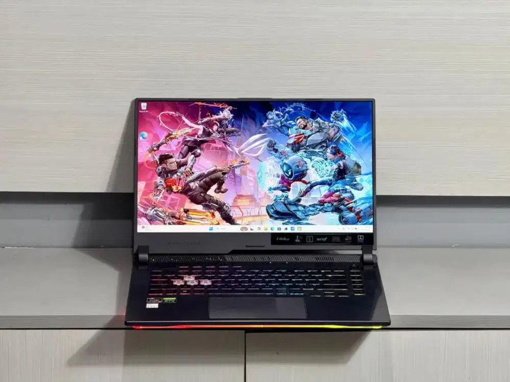 LAPTOP GAMING ASUS ROG G513RC AMD RYZEN 7-6800H NVIDIA RTX 3050 144Hz