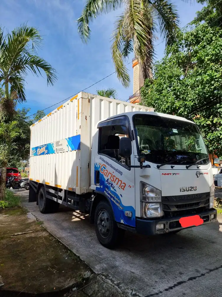 Isuzu Elf NMR 71 HD 6.1 Box Tahun 2021