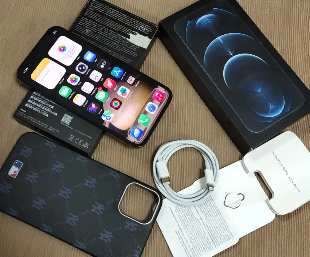 iPhone 12pro 256GB iBox