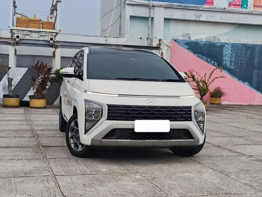 DP 15JT HYUNDAI STARGAZER PRIME 1.5 AT MATIC AUTOMATIC 2022 PUTIH