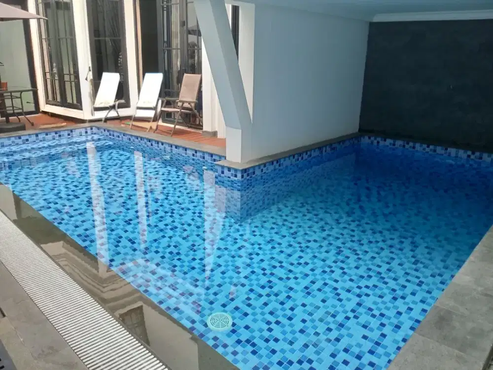Rumah Mewah furnish Ada Lift + Kolam Renang di Citra Gran Cibubur