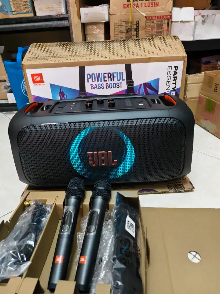 JBL PartyBox On-The-Go


Essential