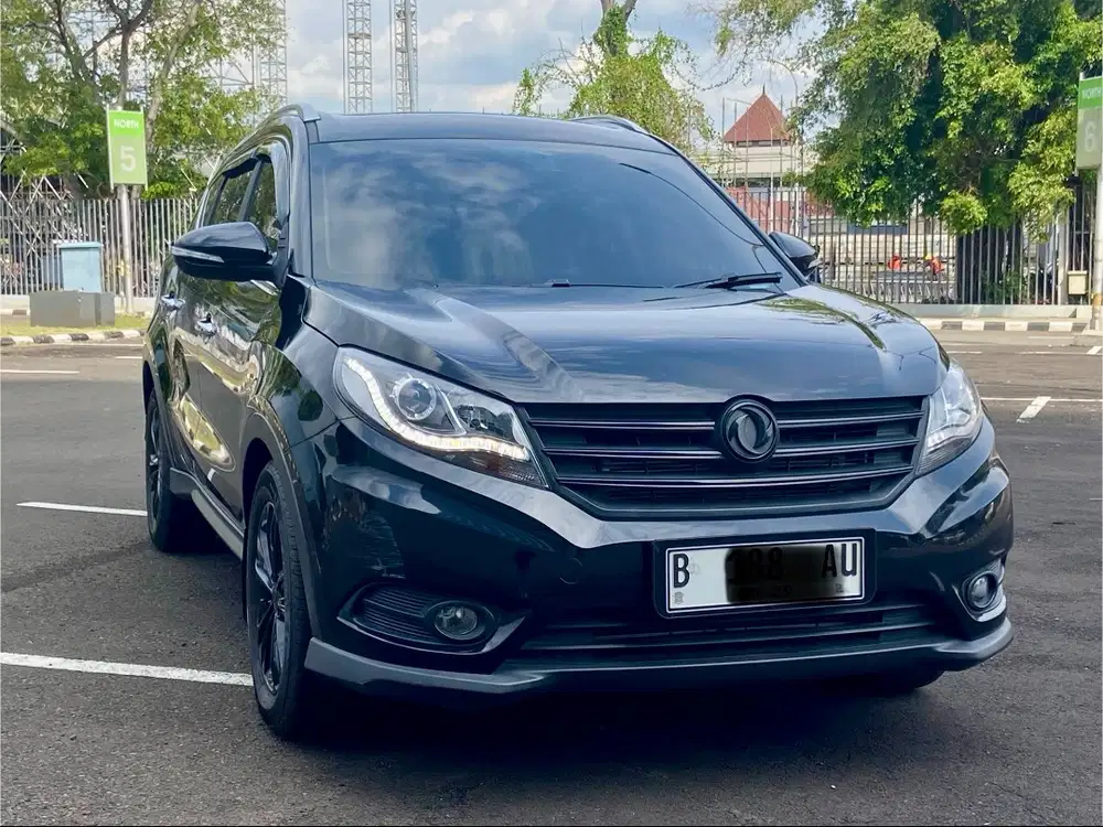 DFSK GLORY 580 LUXURY TURBO AT HITAM 2024