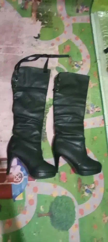 Sepatu Booth like new