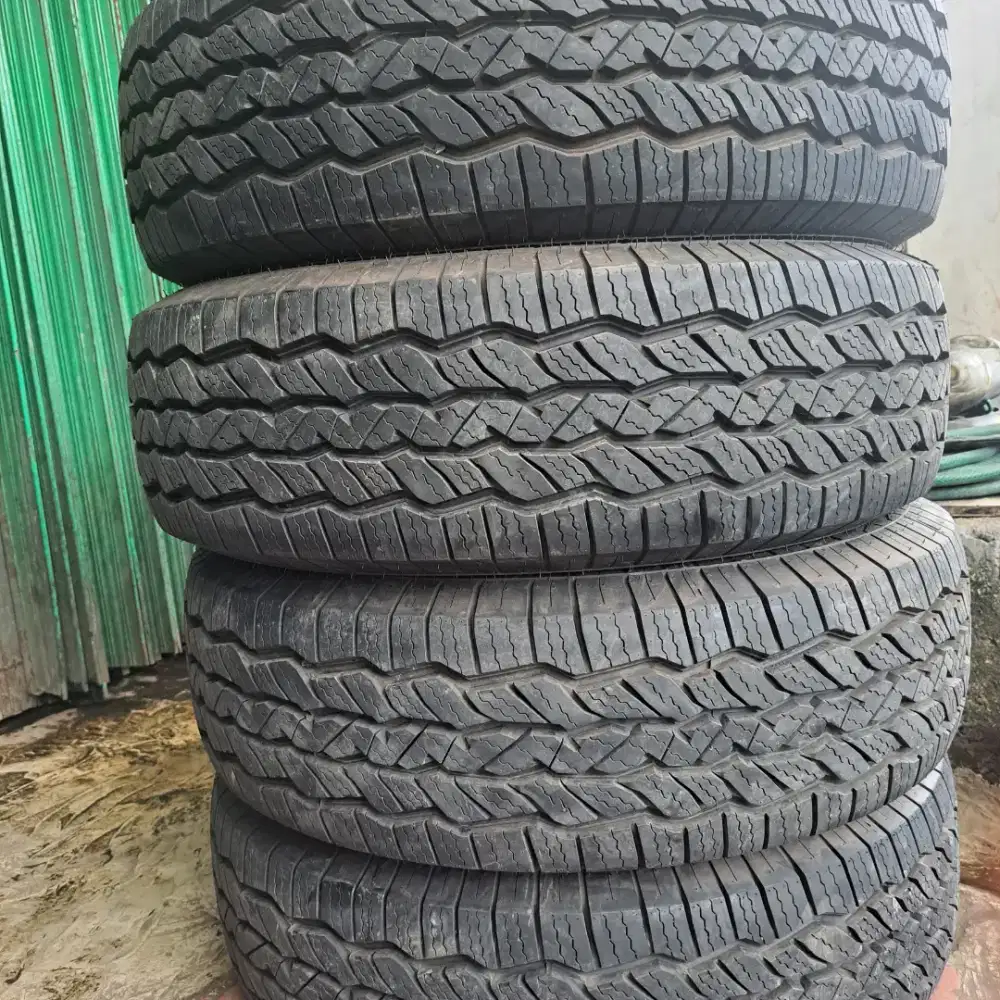 Ban 245 75 16 gt radial savero at pro masih like new