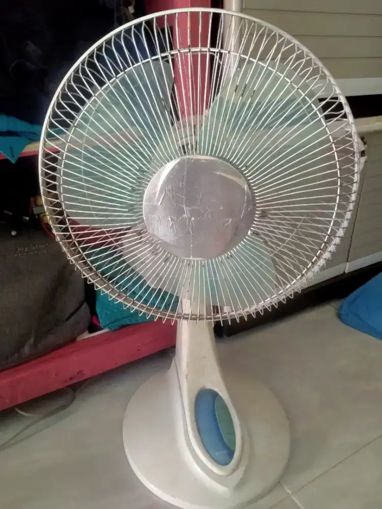 Kipas angin Miyako 12 inchi