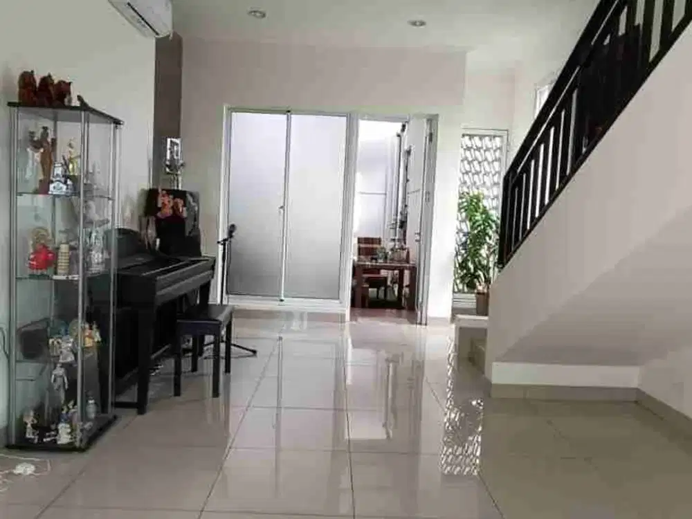 DIJUAL RUMAH CORNER CLUSTER AMANDA SUMMARECON BANDUNG