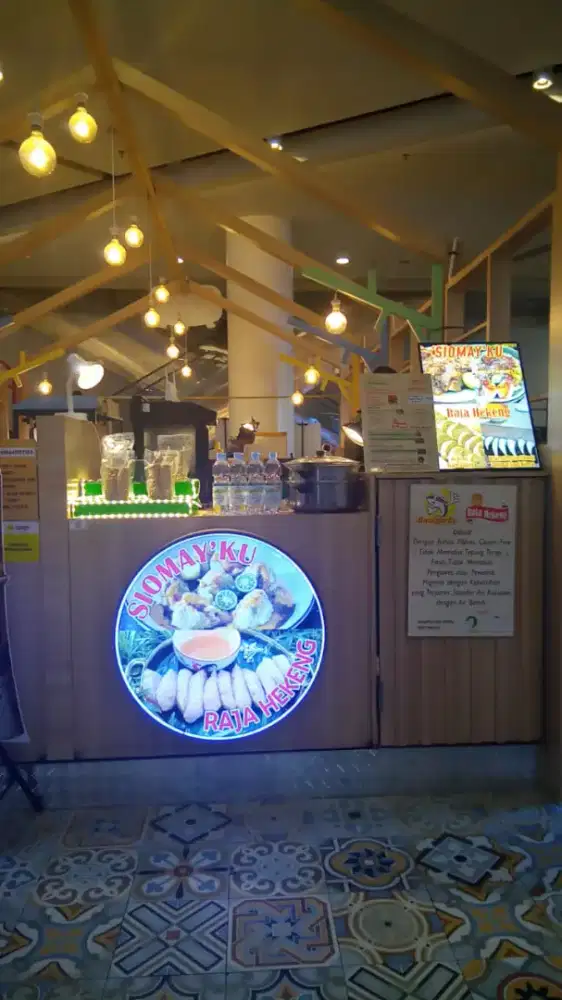 Dicari SPG outlet makanan mall Gandaria City JakSel