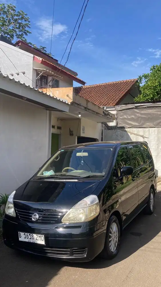 Nissan Serena 2012