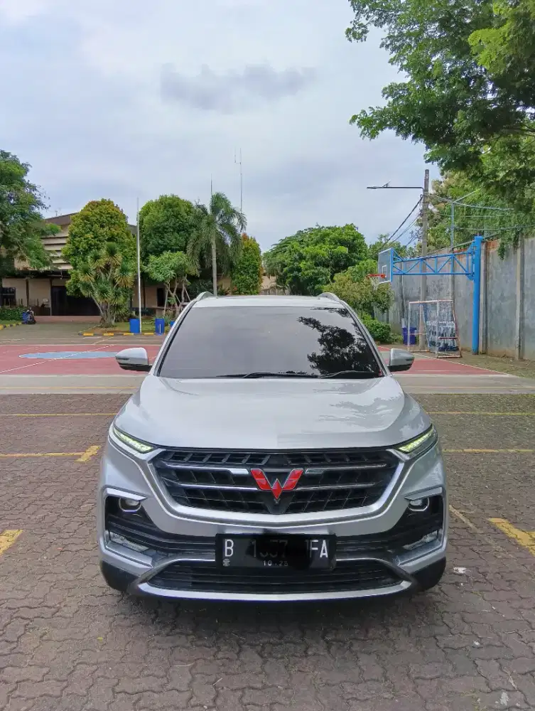 Wuling Almaz Lux turbo 1.5 exc 7 seater