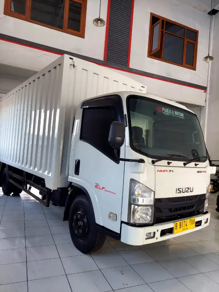 Isuzu Elf NMR71 Long Box