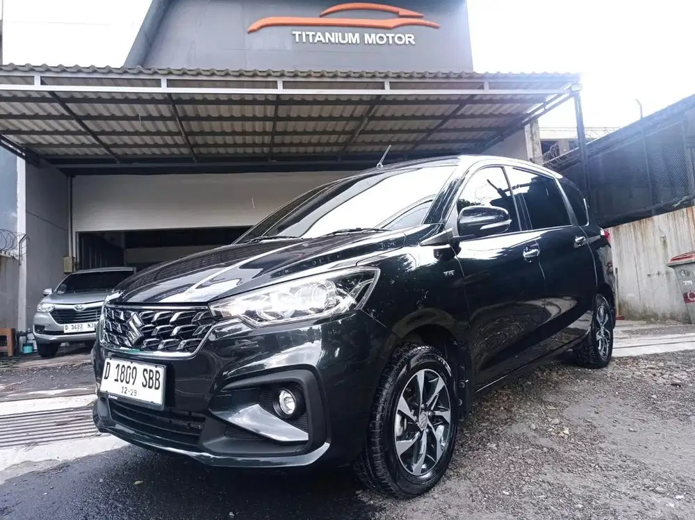 KM 10rb ANTIK Suzuki Ertiga GX Hybrid Black 2024