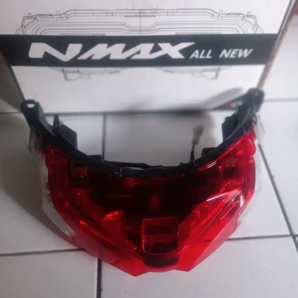 Lampu belakang motor YAMAHA NMAX all new Original